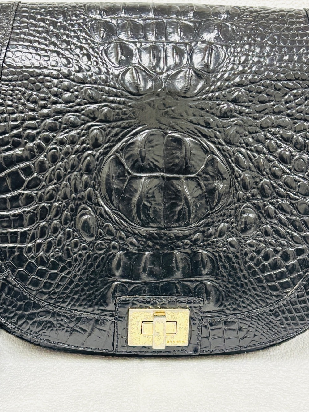 Vintage Brahmin Black Croc-Embossed Leather Crossbody with Gold-Tone Hardware - Picture 7 of 16